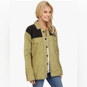 Volcom Utility shirt Jacket green and Black sequence small